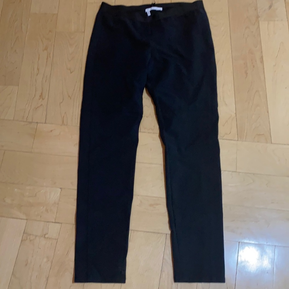 Black leggings